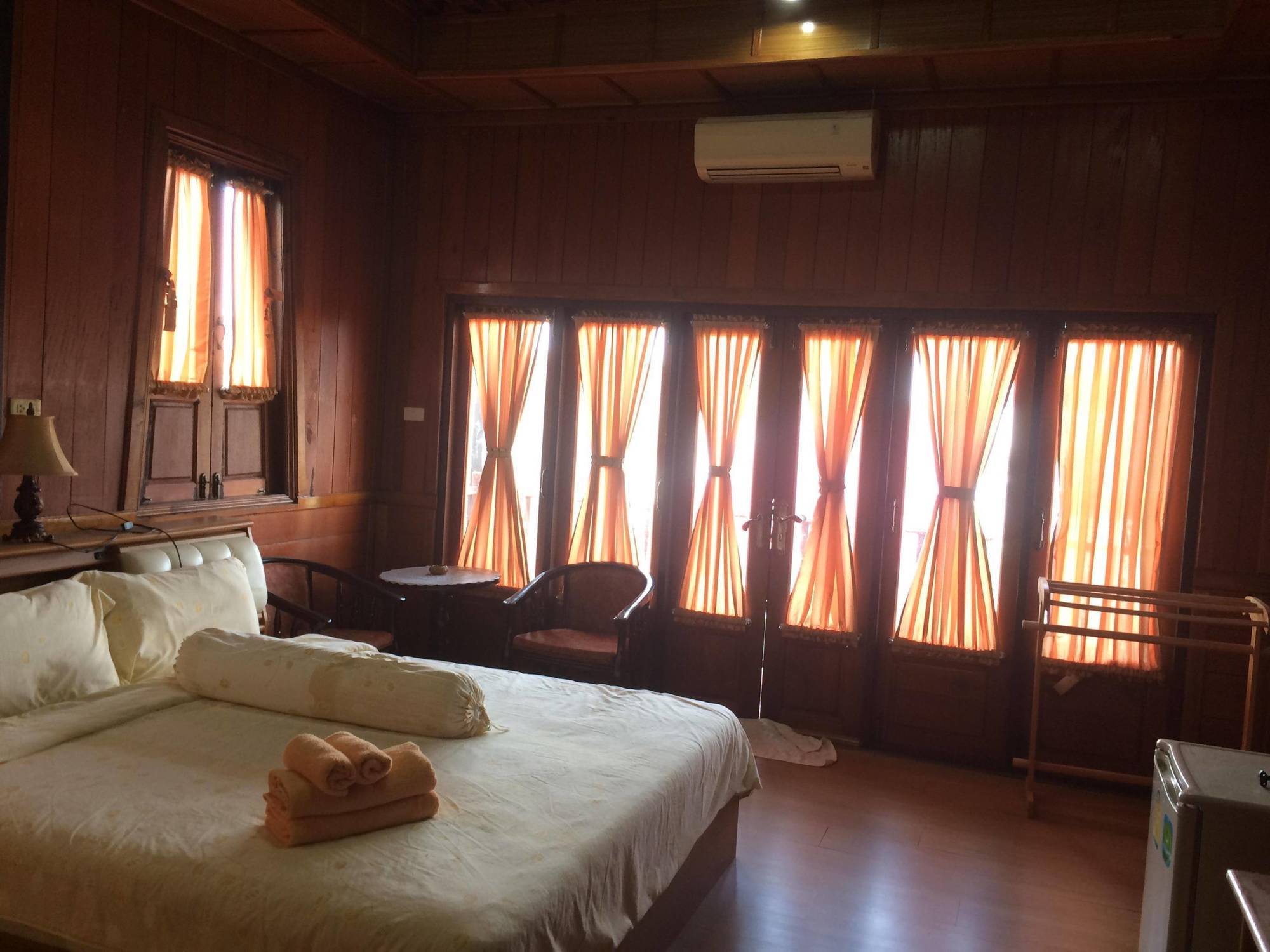 Beau And Blonde House Kamala Hotel Luaran gambar