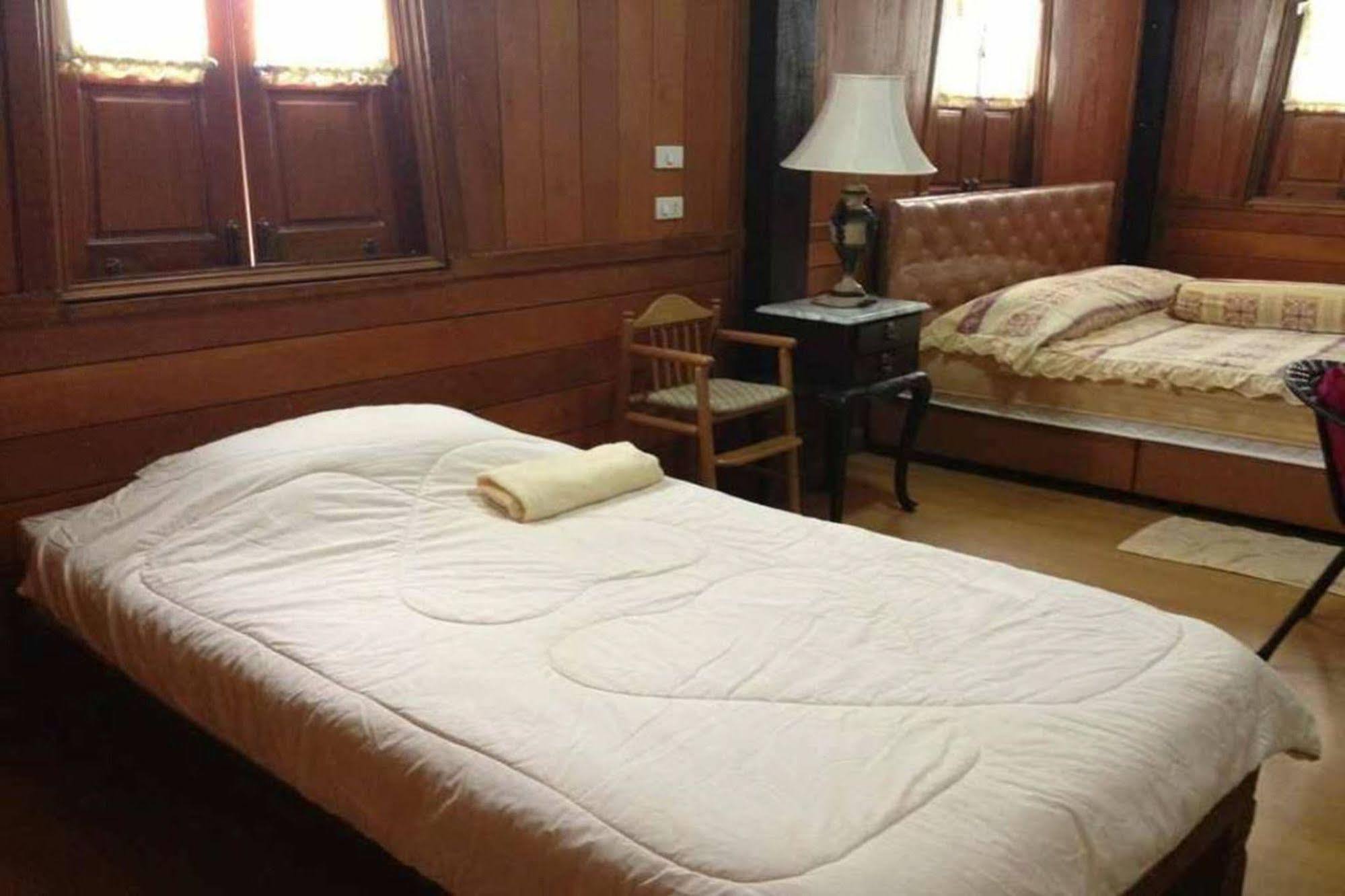 Beau And Blonde House Kamala Hotel Luaran gambar